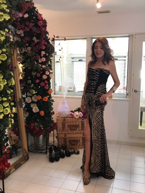 薔薇の舞踏会でのドレスは？