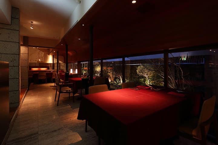 663B06B9-A4F7-47B9-AE4F-FE16B5B48017