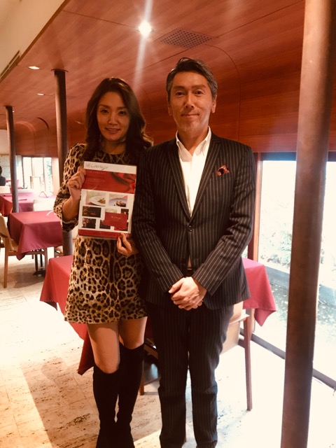 8F85326A-F07A-492E-8197-C63BC5AEA9B7