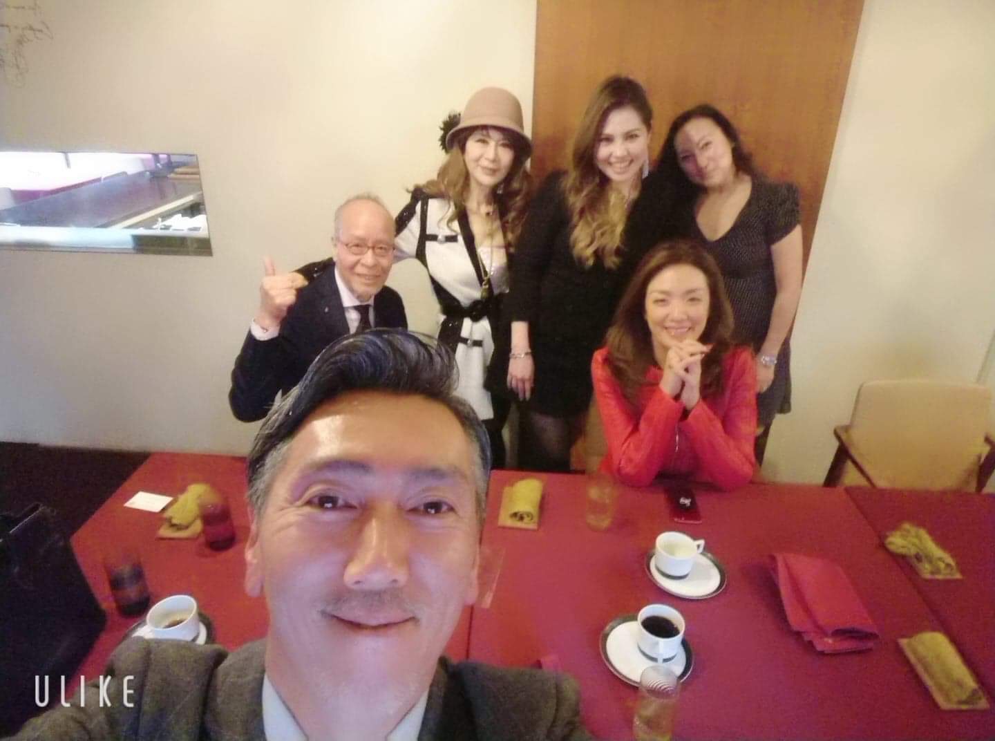 0A09BC14-4BA9-4264-BBC8-384F2E9E1E78