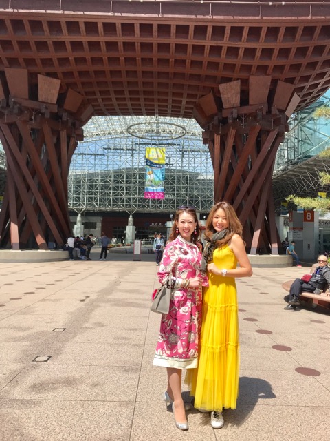 F5F999F3-6A73-4A27-A9E3-628C2ADA979B