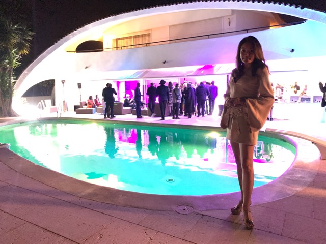 9E3A5BA4-D717-4B74-8C33-89D54BB59AEE