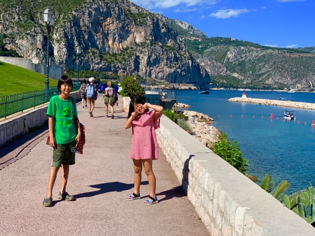 AED9414C-6458-4368-A9CB-A2CDEAA43F9F