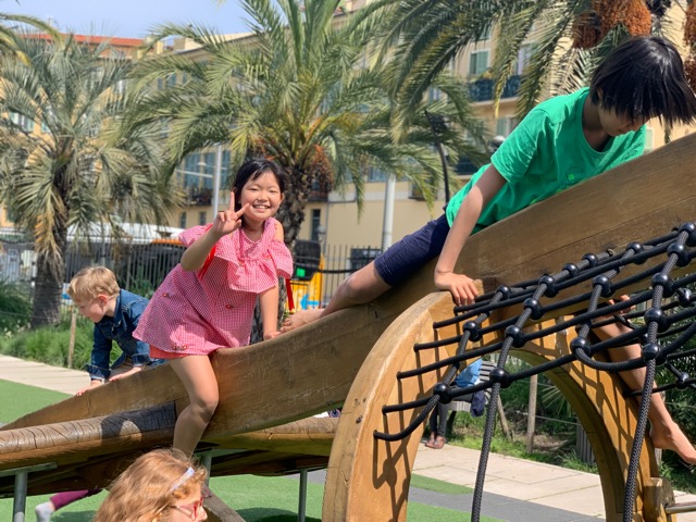 E648FCAE-4459-4554-9644-61EF81BB4A12