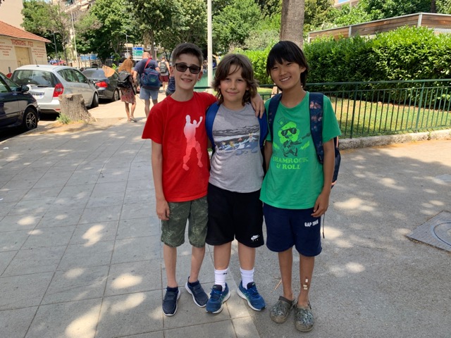 99C91318-AFF7-480E-A3E9-73BA8BC260E4