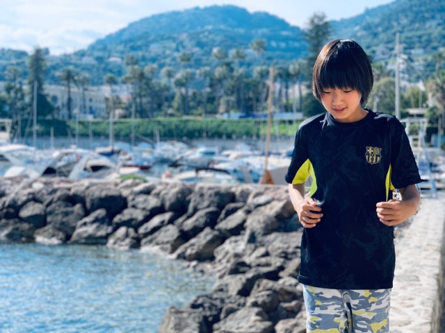 D59A1740-A2A3-4C3C-ADAF-EDE28580E632