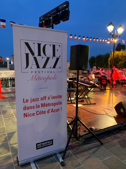 独立記念日は賑わってました！